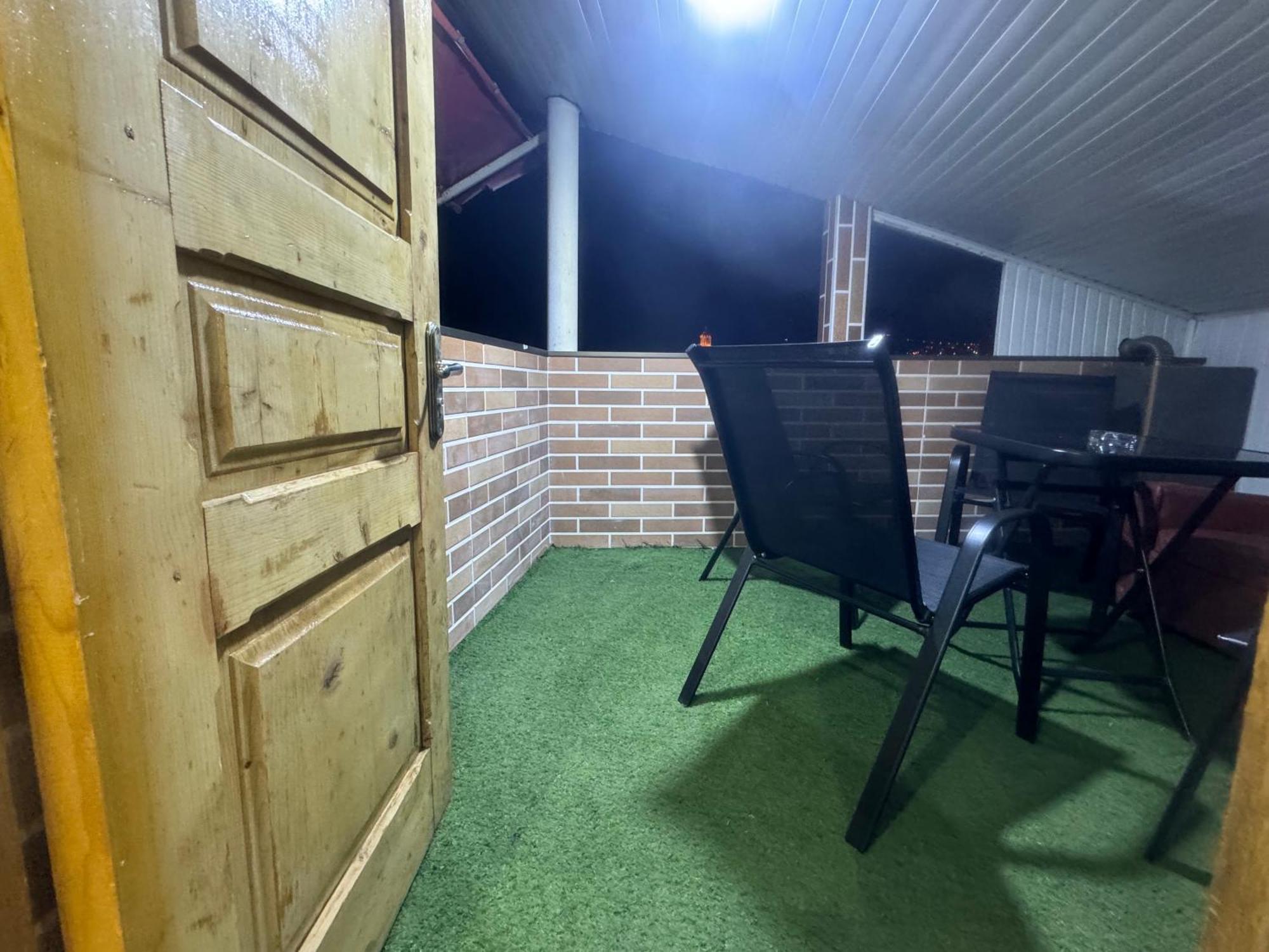 Tamuna Apartment Tbiliszi Kültér fotó